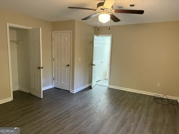 $1,700 | 888 Timbercrest Court, Lithonia, GA 30058