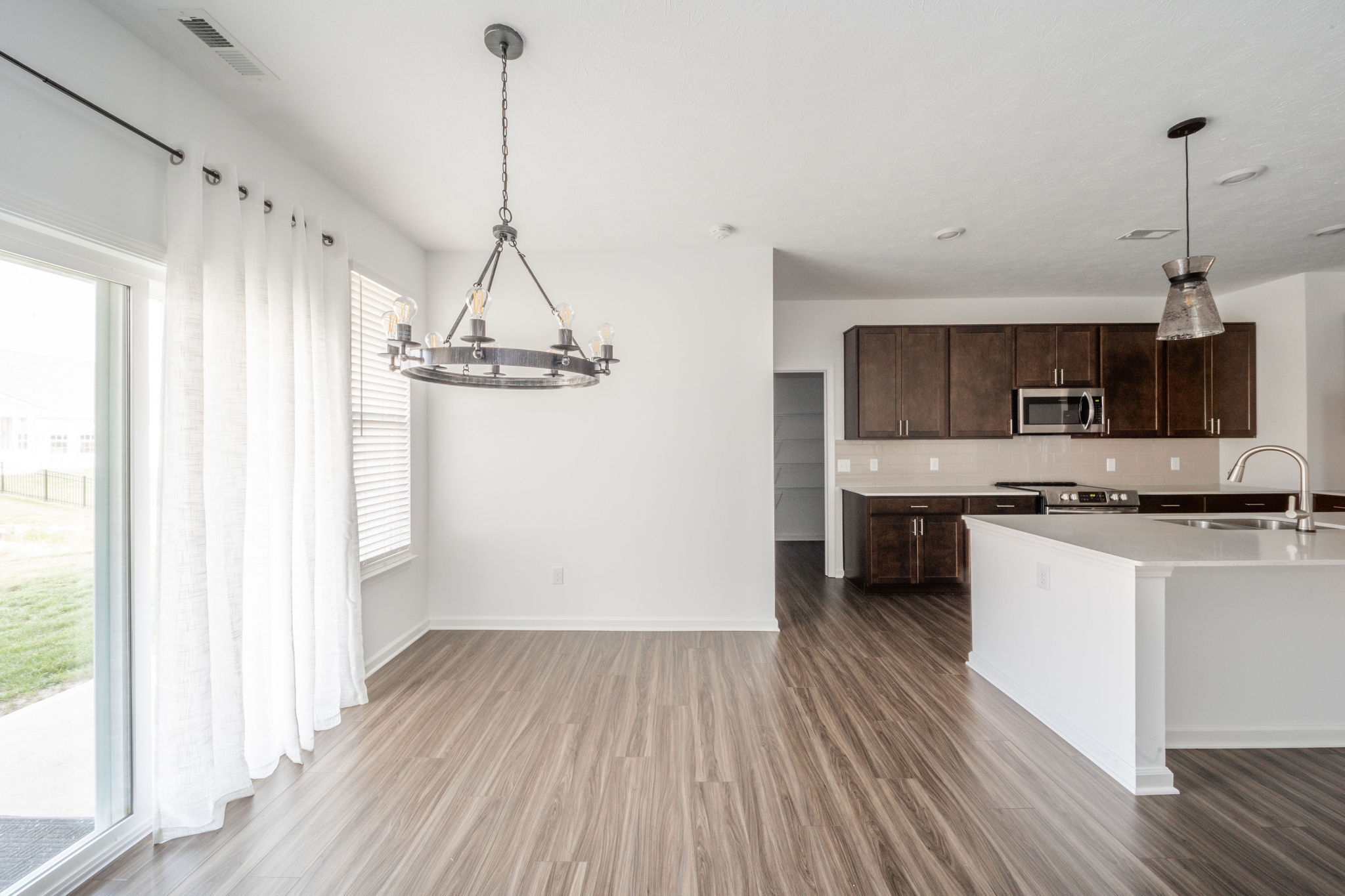 443 Mallard Drive Pendleton, IN 46064 - Photo 12 of 43