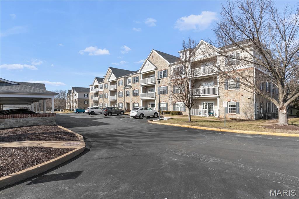 1 Monarch Trace Court, Unit 301 Chesterfield, MO 63017 - Photo 1 of 22