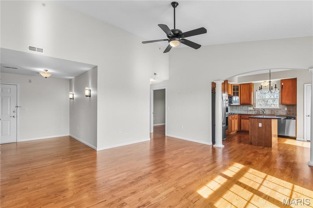 1 Monarch Trace Court, Unit 301 Chesterfield, MO 63017 - Photo 4 of 22
