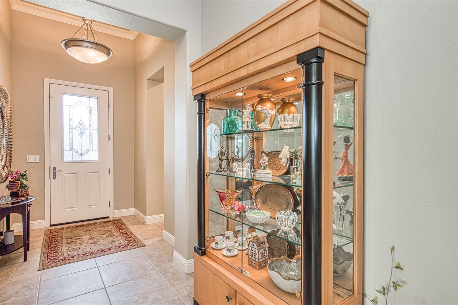 3573 Knightsbridge Lane Clovis, CA 93619 - Photo 3 of 30