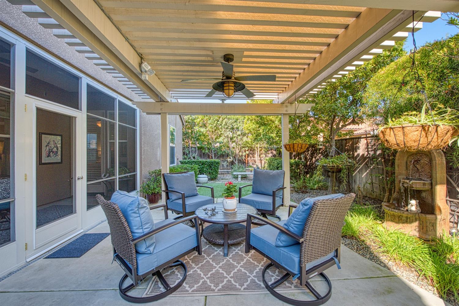 3573 Knightsbridge Lane Clovis, CA 93619 - Photo 27 of 30