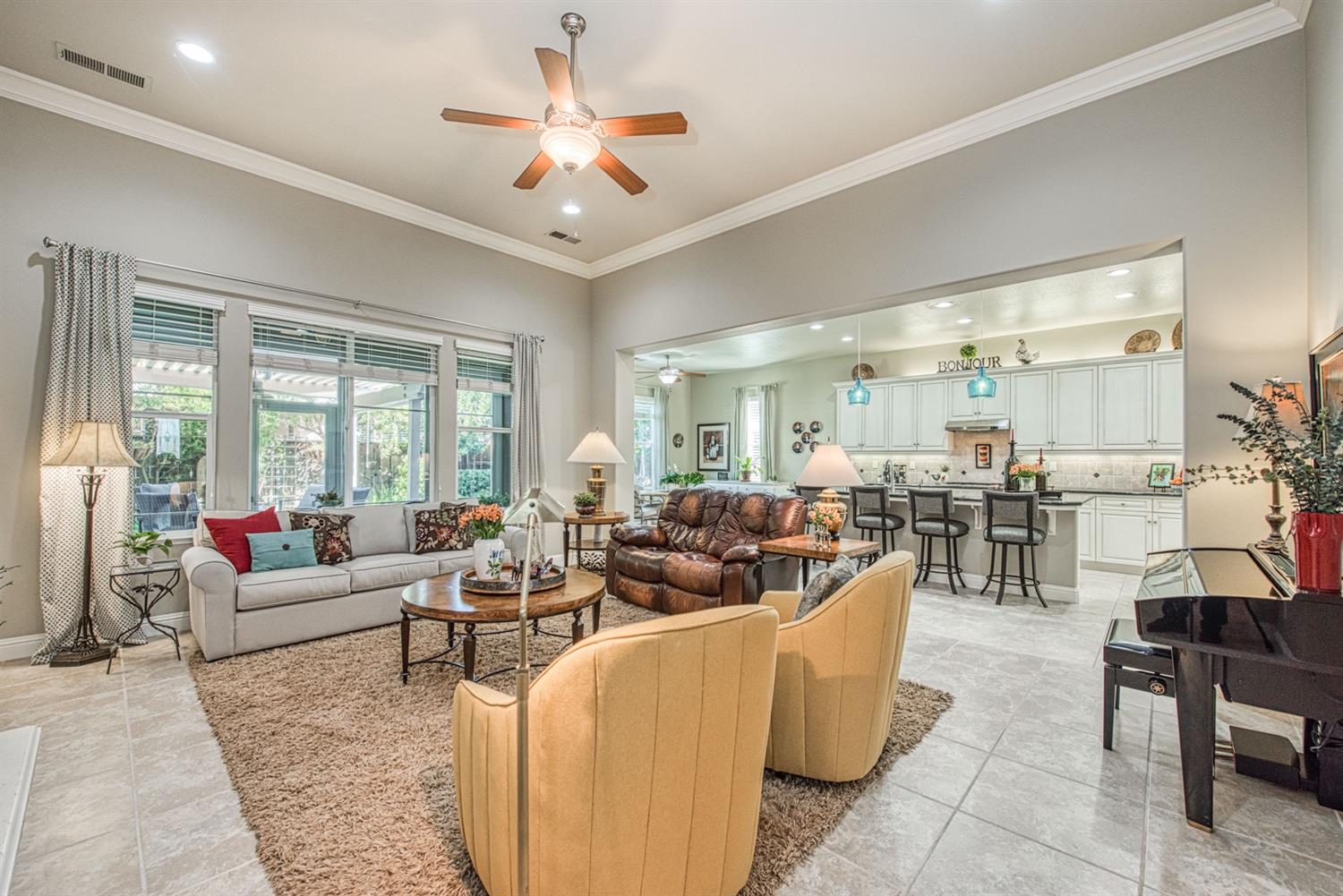 3573 Knightsbridge Lane Clovis, CA 93619 - Photo 4 of 30