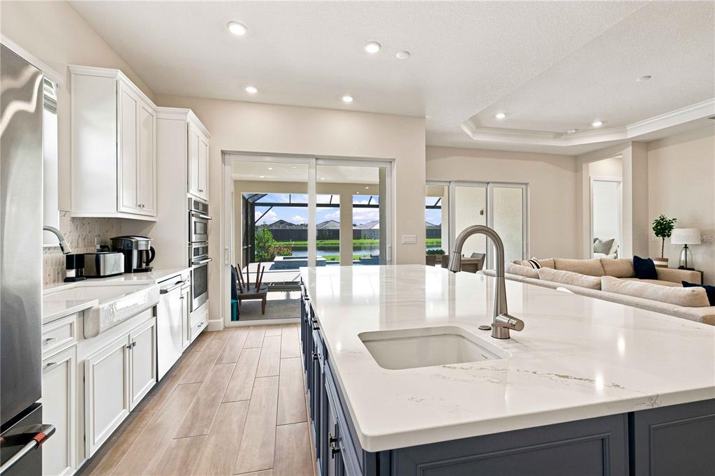 10463 Eclipse Street Sarasota, FL 34241 - Photo 11 of 52 Gallery Image 11