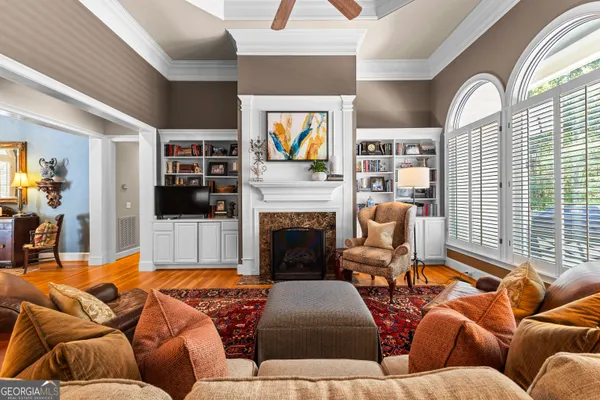 $919,900 | 209 River Oaks Drive, LaGrange, GA 30240