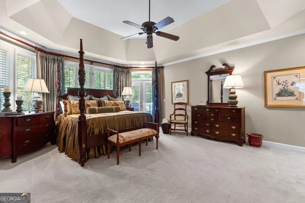 $919,900 | 209 River Oaks Drive, LaGrange, GA 30240