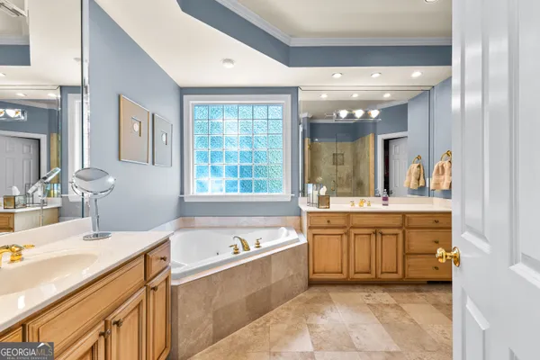 $919,900 | 209 River Oaks Drive, LaGrange, GA 30240