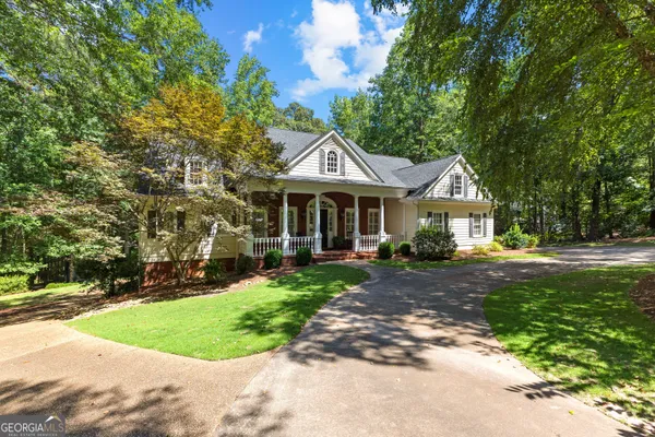 $919,900 | 209 River Oaks Drive, LaGrange, GA 30240