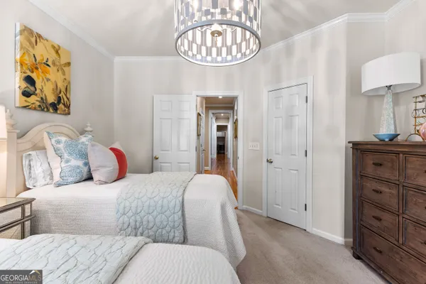 $919,900 | 209 River Oaks Drive, LaGrange, GA 30240