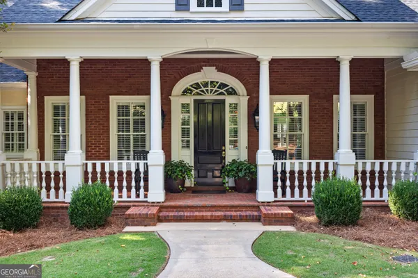 $919,900 | 209 River Oaks Drive, LaGrange, GA 30240