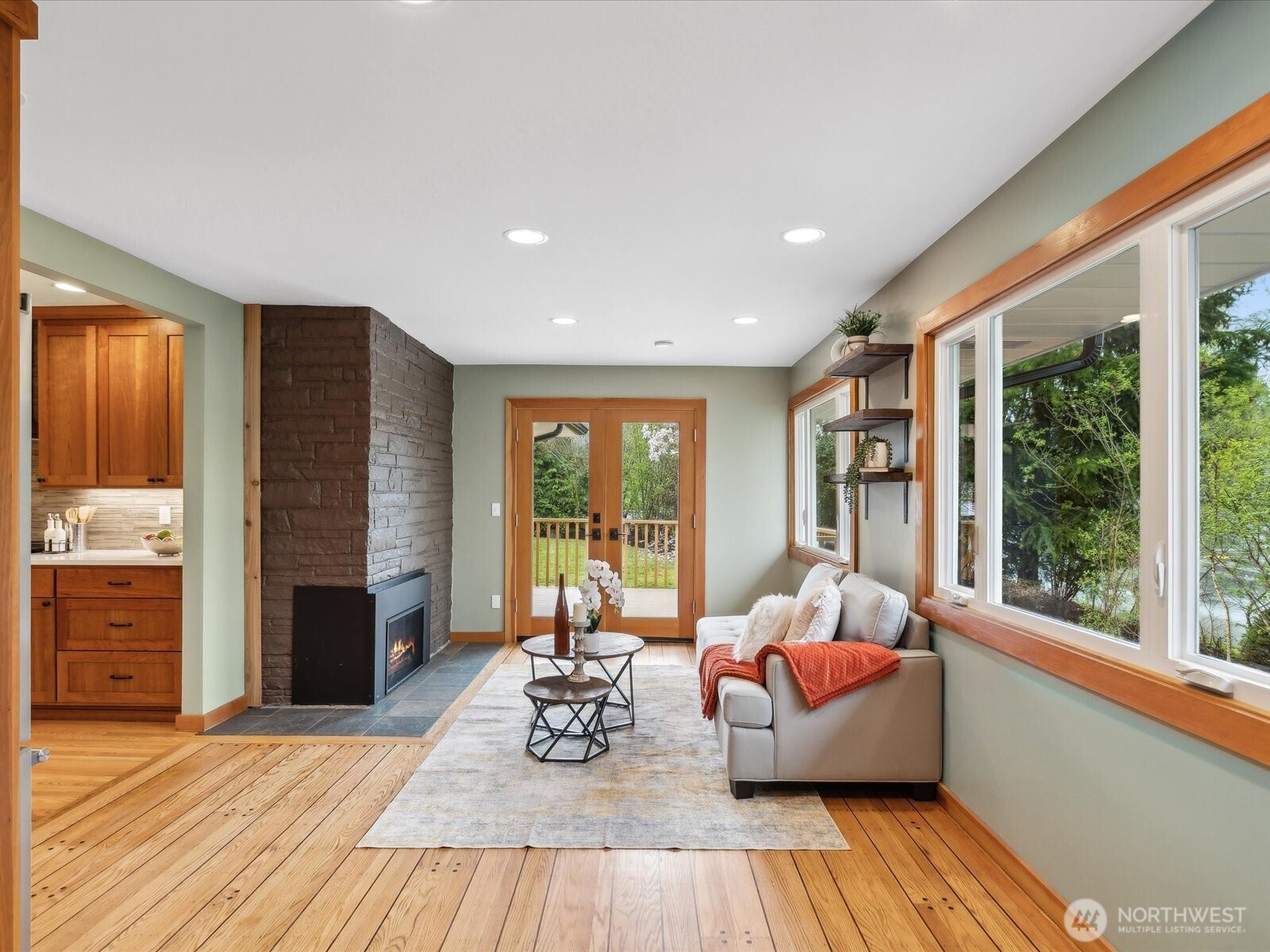 601 Colby Avenue Everett, WA 98201 - Photo 12 of 40