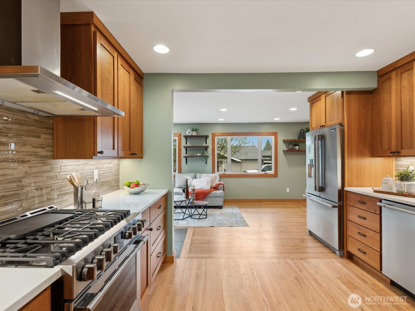 601 Colby Avenue Everett, WA 98201 - Photo 14 of 40