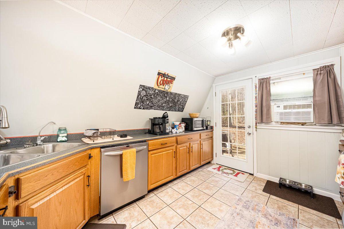 14141 Roberts Road Hancock, MD 21750 - Photo 21 of 38