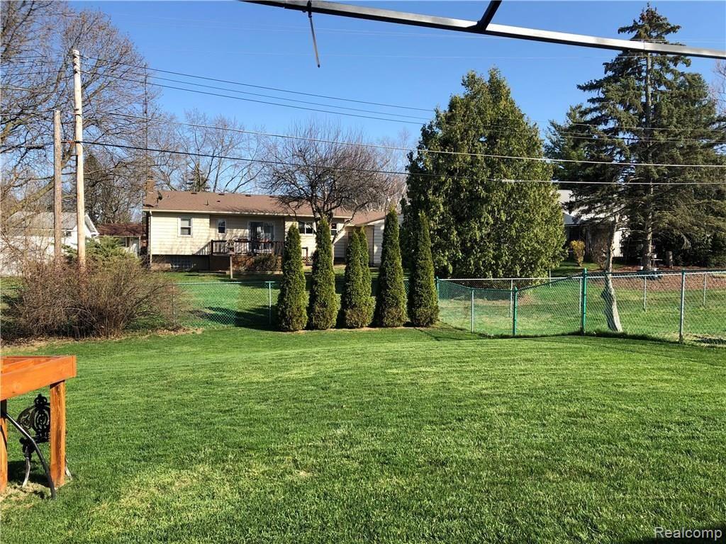 3283 Timberview Street Flint, MI 48532 - Photo 8 of 17