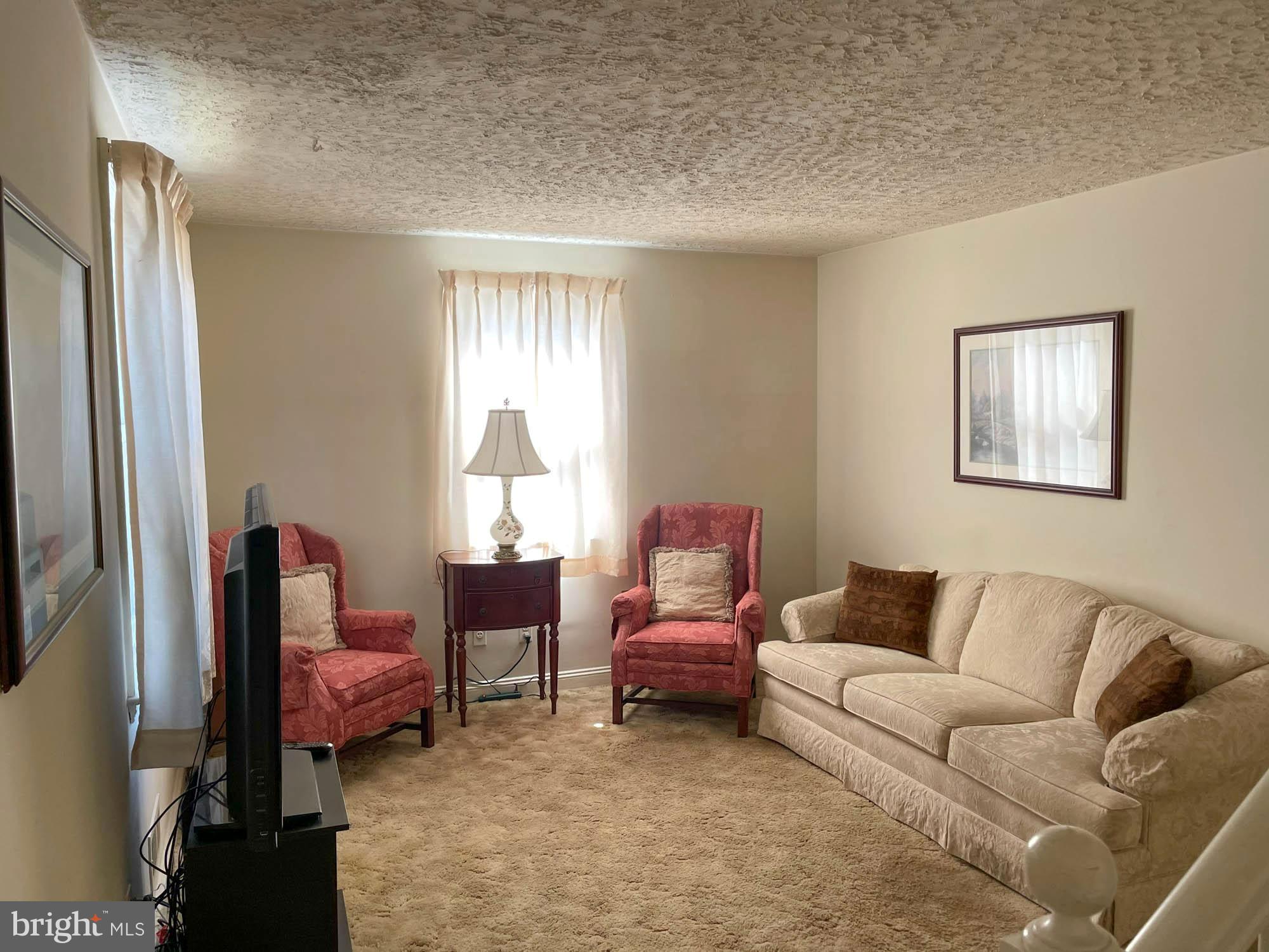 8300 Oakleigh Road Baltimore, MD 21234 - Photo 3 of 41