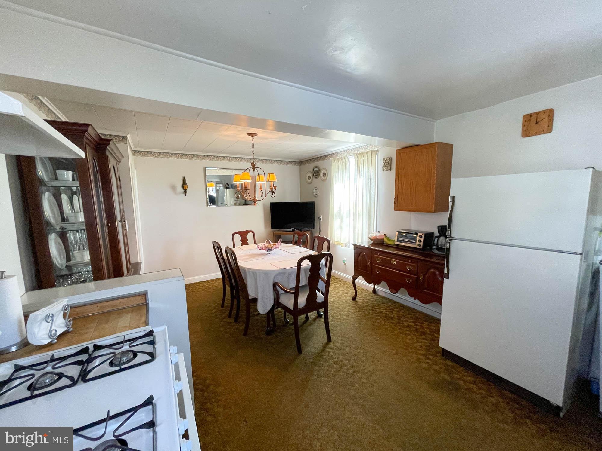 8300 Oakleigh Road Baltimore, MD 21234 - Photo 8 of 41