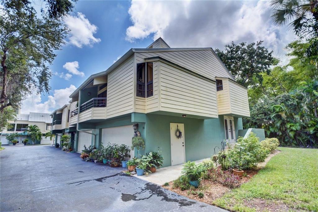 428 Southwest Akron Avenue, Unit 1B Stuart, FL 34994 - Photo 56 of 57 Gallery Image 56