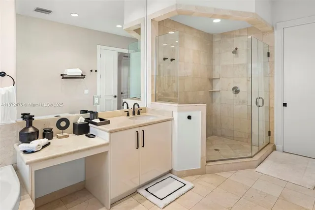 $22,500 | 3802 Northeast 199th Terrace, Unit 3802, Aventura, FL 33180