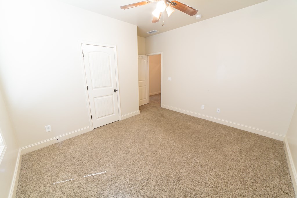 82 Riverside Landing Fort Mitchell, AL 36856 - Photo 23 of 47 an empty room with an entryway