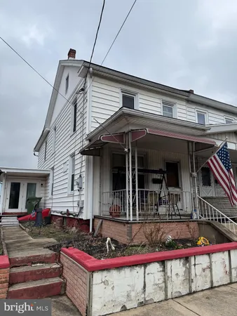 $139,900 | 102 North Tulpehocken Street, Pine Grove, PA 17963