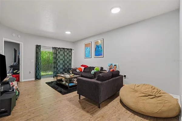 $200,000 | 9517 Amberdale Court, Unit 102, Riverview, FL 33578