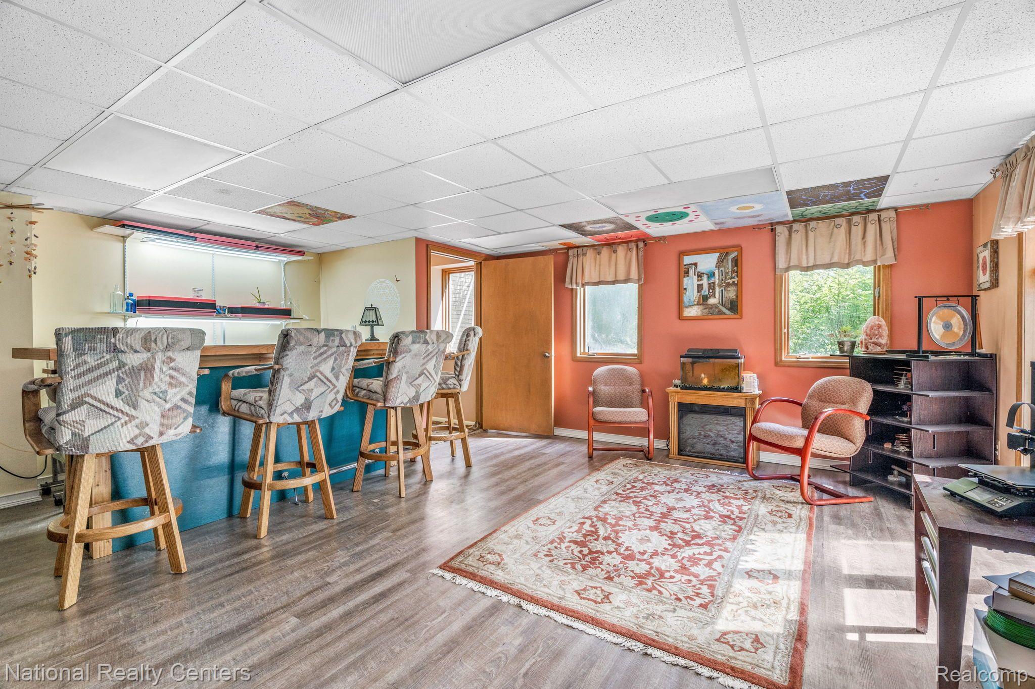 5868 Clarkston Road Clarkston, MI 48348 - Photo 28 of 53