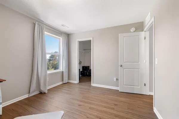 $725,000 | 16471 Territorial Trail, Maple Grove, MN 55369