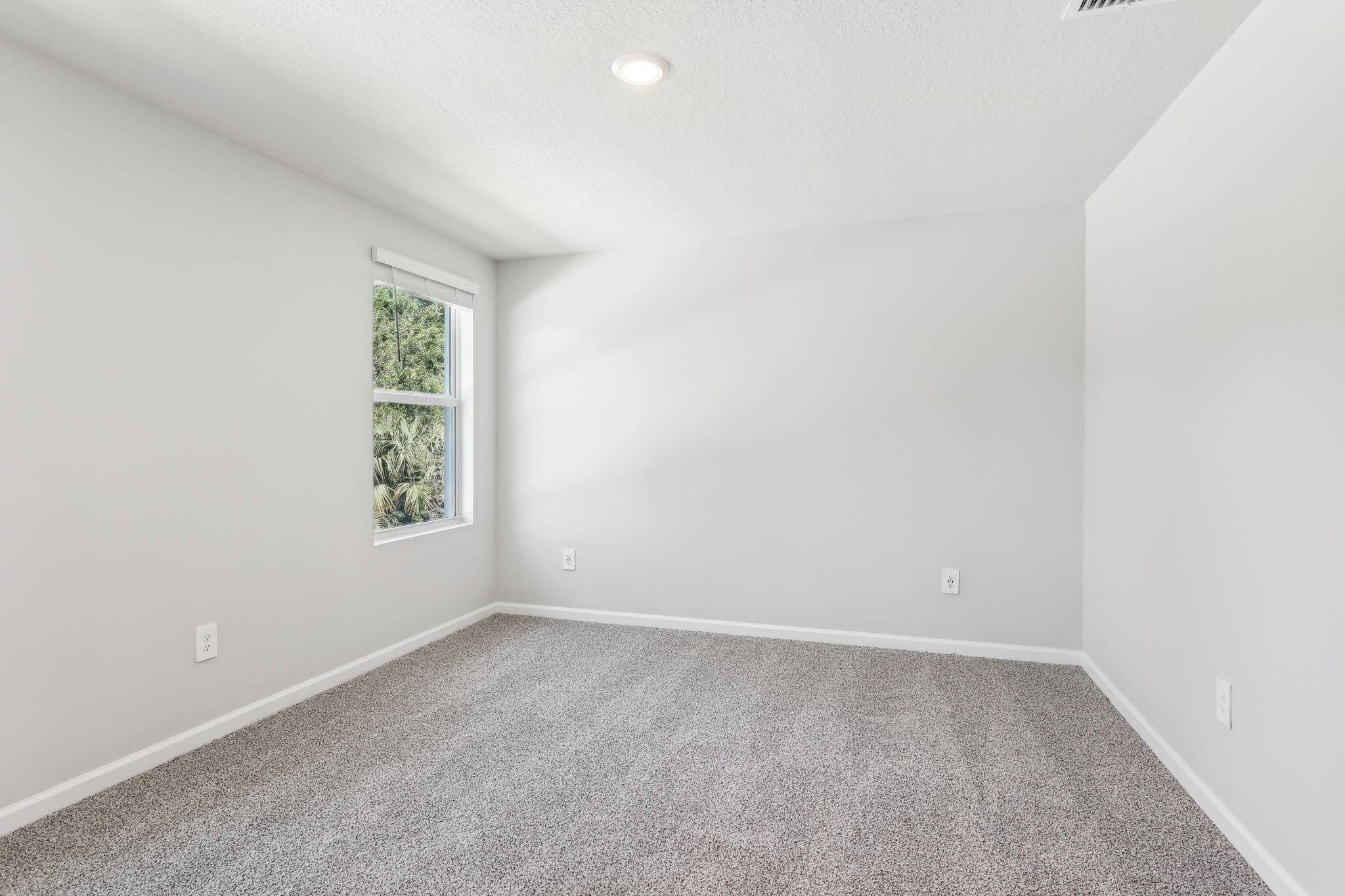 478 Salisbury Circle Fort Pierce, FL 34982 - Photo 27 of 35 an empty room with windows