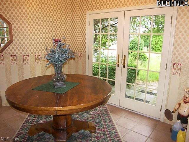 7635 Fields Road Chagrin Falls, OH 44023 - Photo 4 of 17