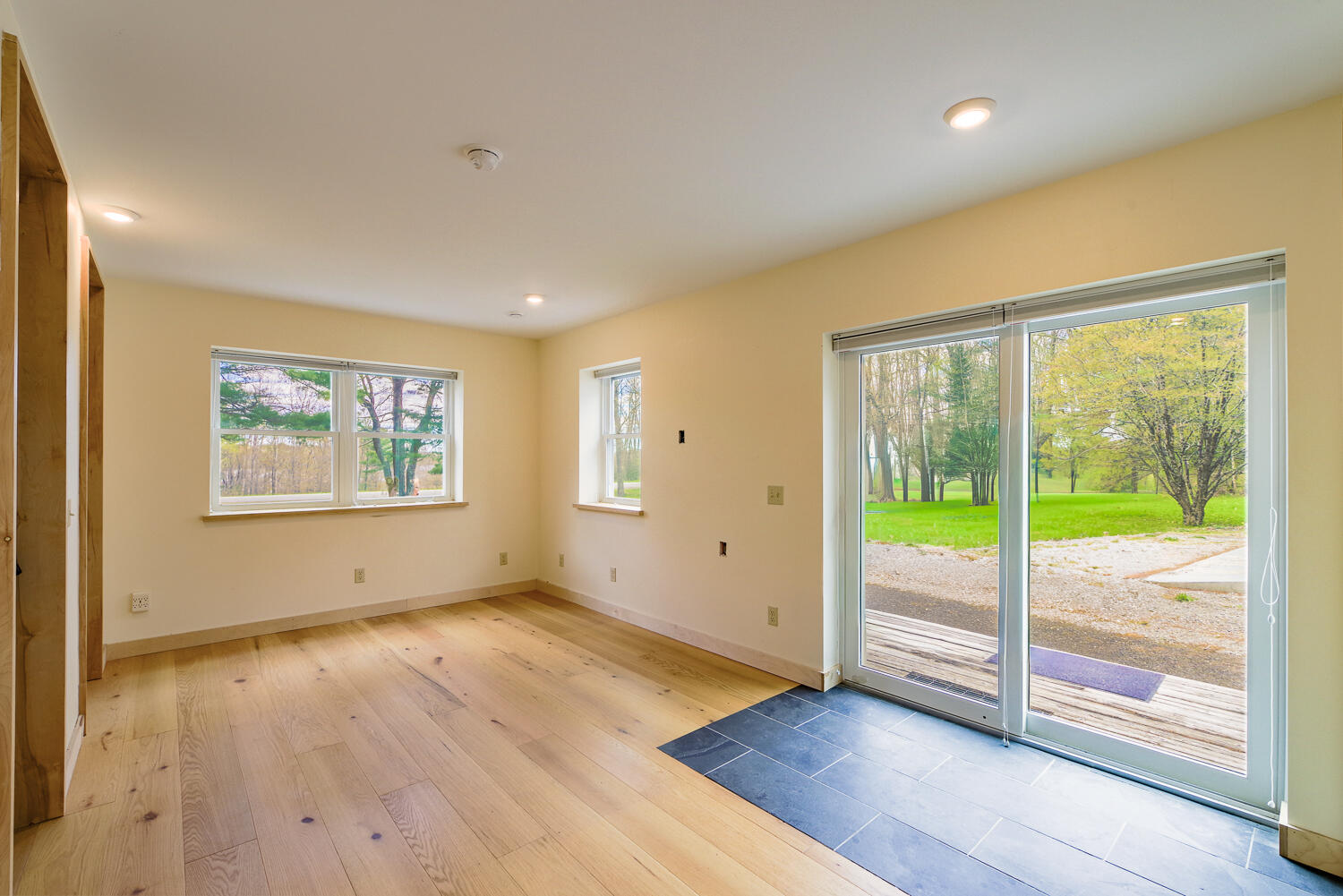 421 Finntown Road Warren, ME 04864 - Photo 8 of 32 421 Finn Town Rd 09