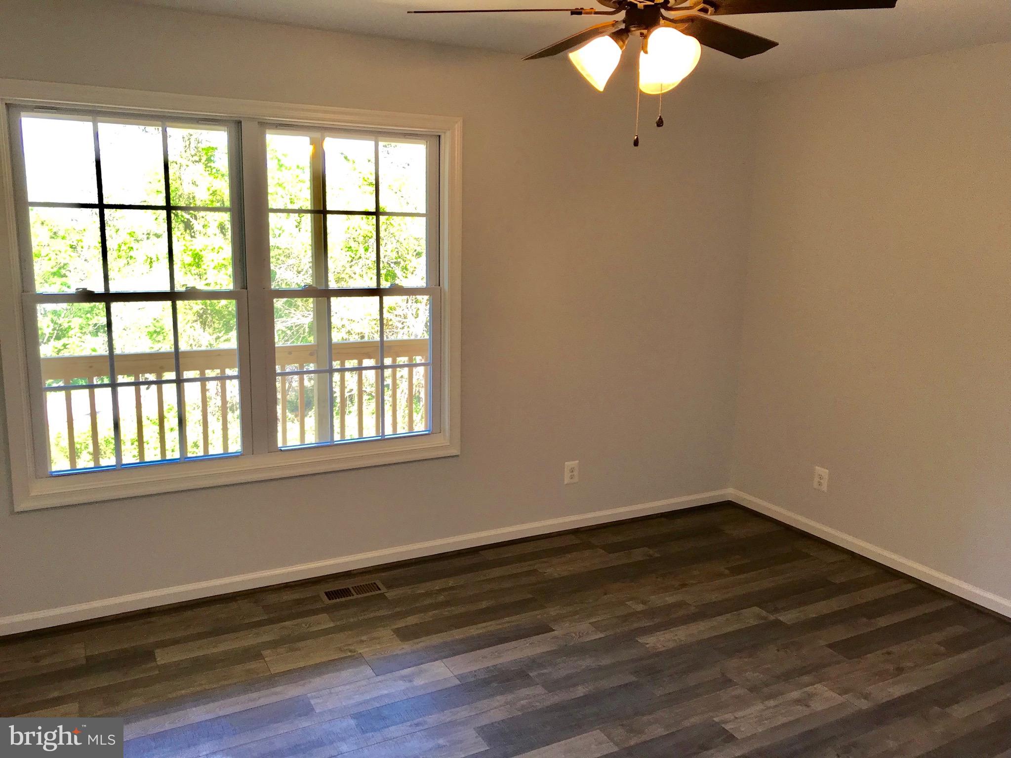 768 Farms River Road Front Royal, VA 22630 - Photo 17 of 32 Photo Similar - Interior Finishes May Be Different
