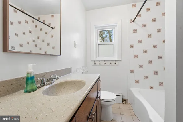 $400,000 | 324 Rogers Road, Norristown, PA 19403