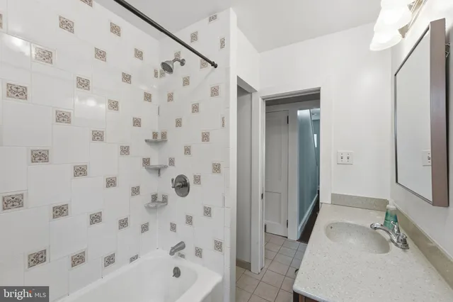 $400,000 | 324 Rogers Road, Norristown, PA 19403