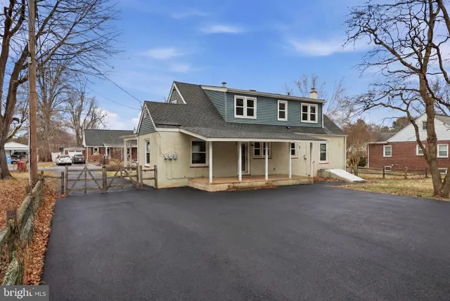 $400,000 | 324 Rogers Road, Norristown, PA 19403