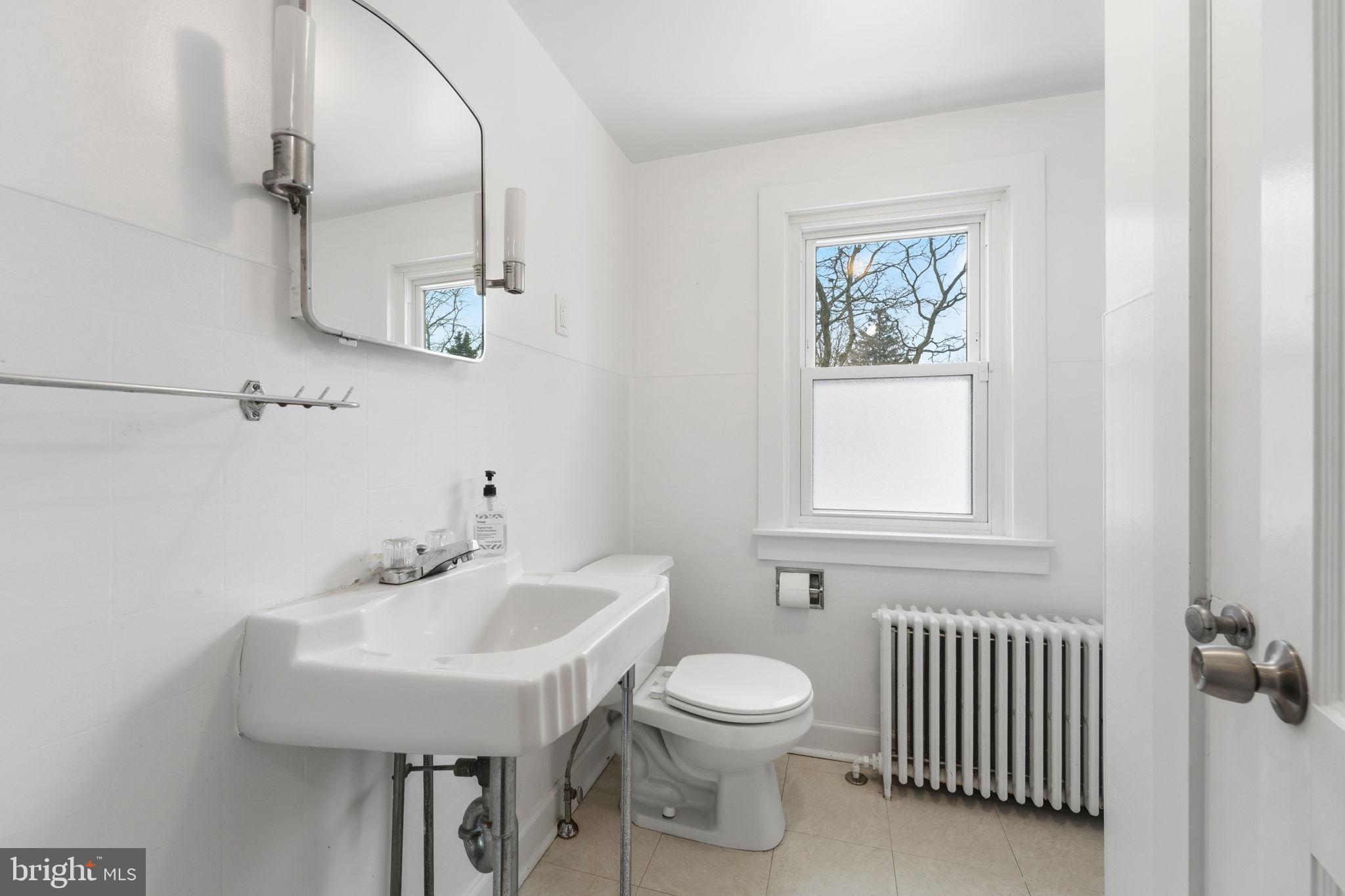 324 Rogers Road Norristown, PA 19403 - Photo 30 of 42