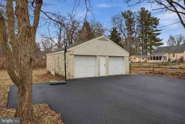 $400,000 | 324 Rogers Road, Norristown, PA 19403