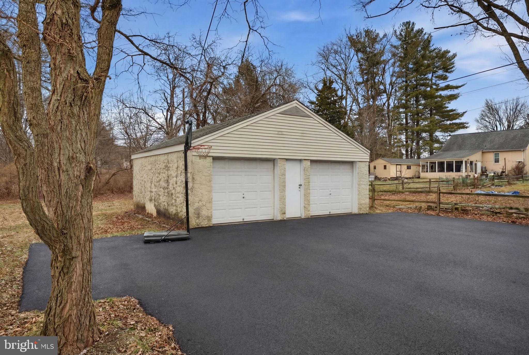 324 Rogers Road Norristown, PA 19403 - Photo 41 of 42