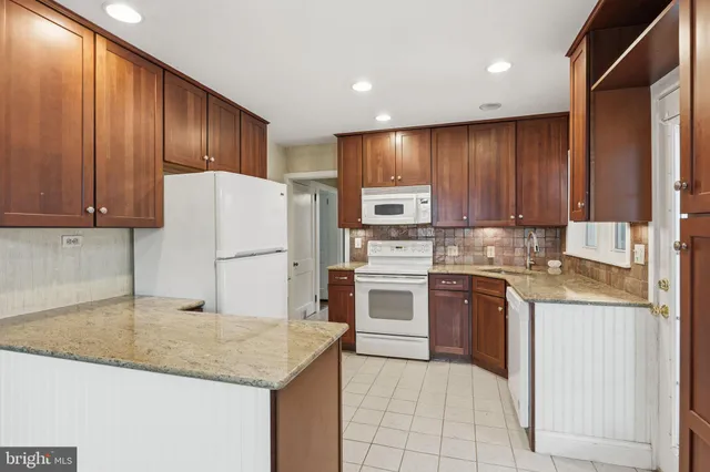 $400,000 | 324 Rogers Road, Norristown, PA 19403