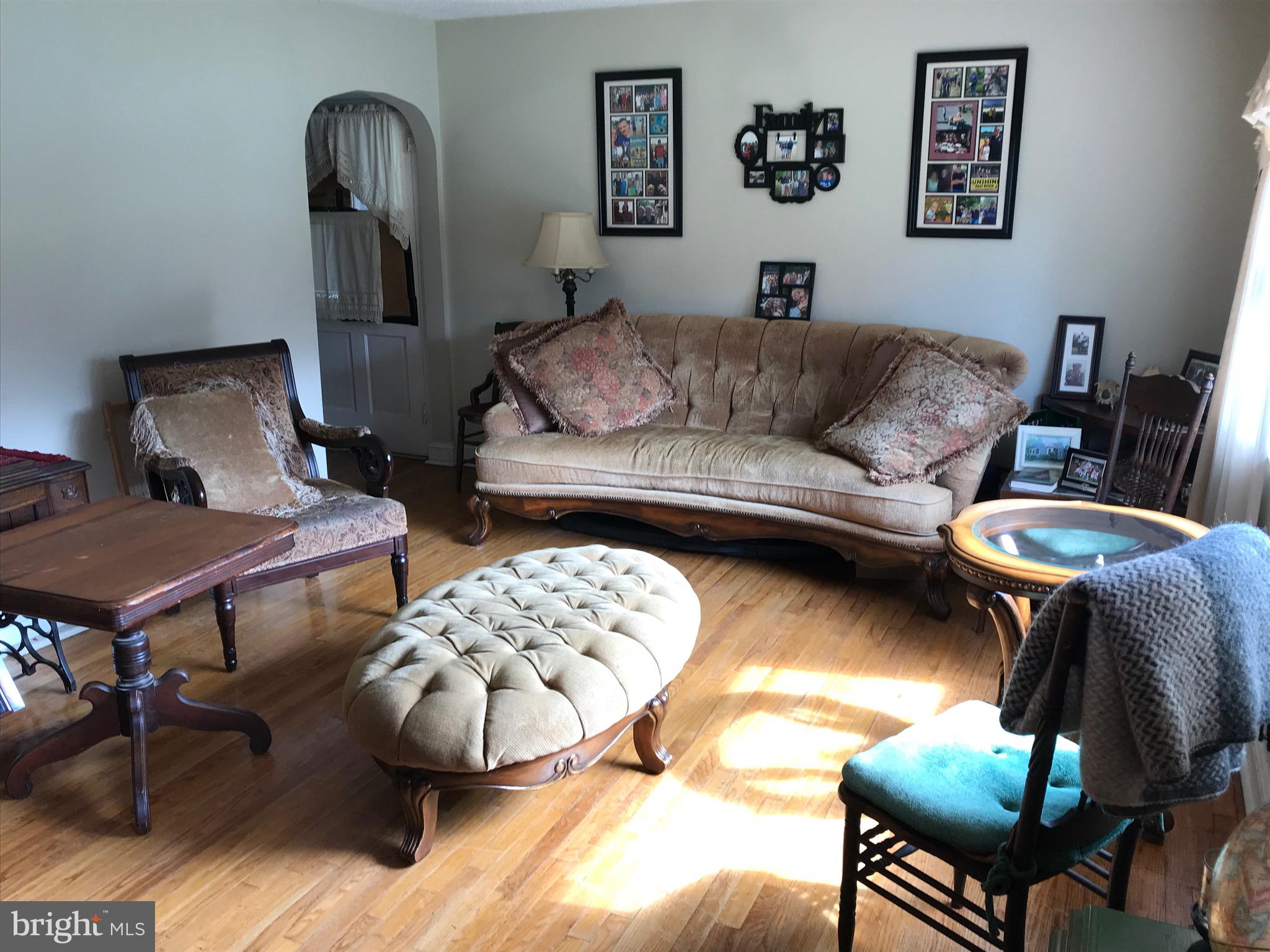 72 Mountainview Road Ewing, NJ 08628 - Photo 3 of 20 Gallery Image 3
