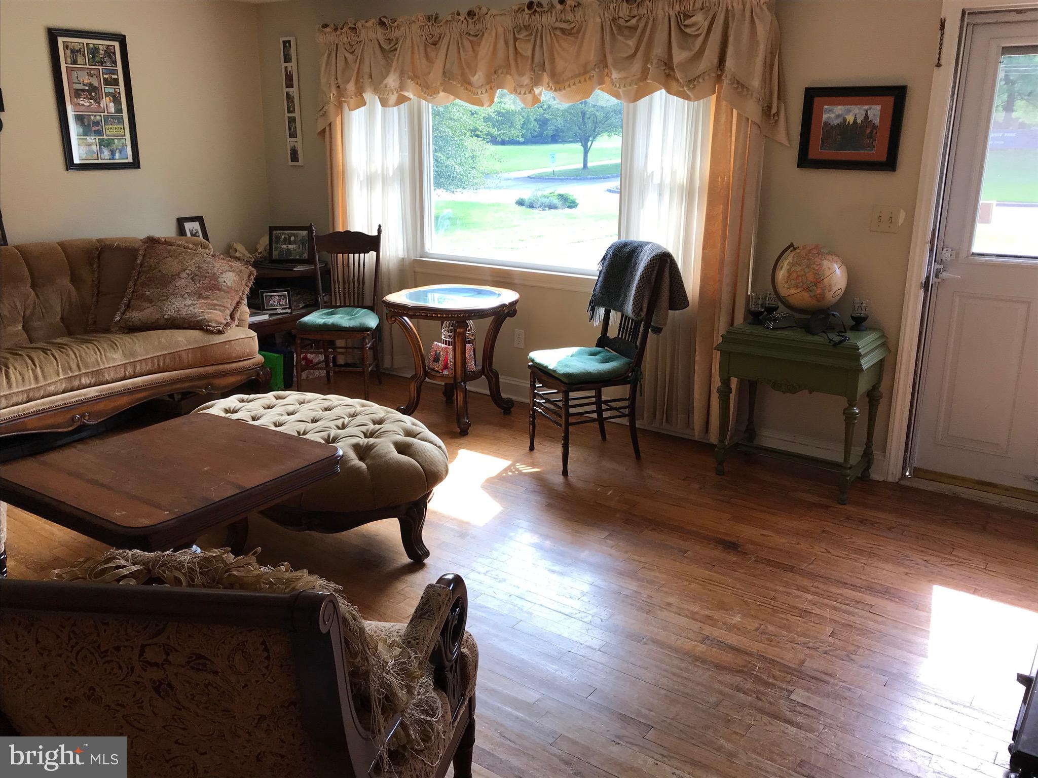 72 Mountainview Road Ewing, NJ 08628 - Photo 4 of 20 Gallery Image 4