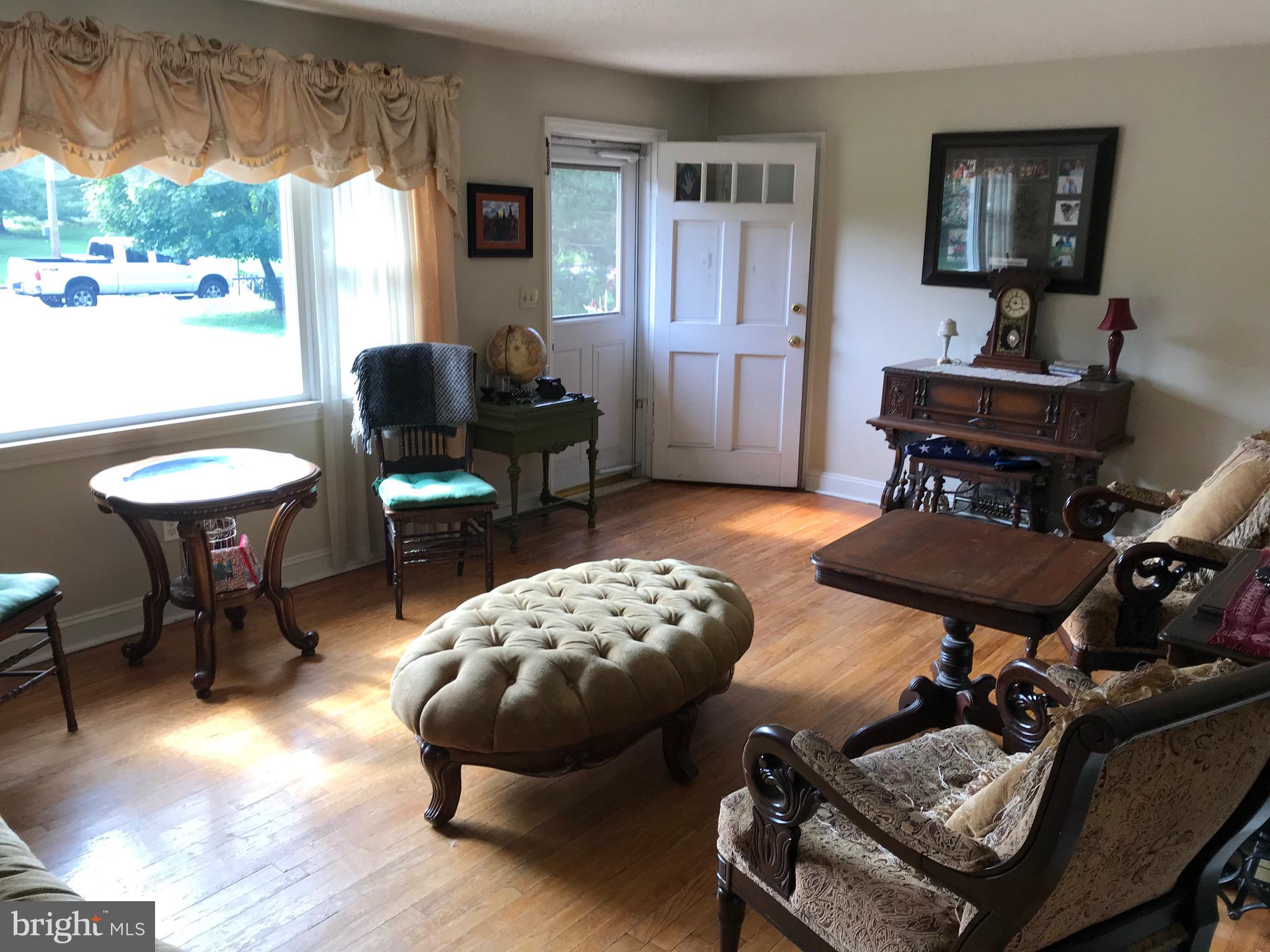72 Mountainview Road Ewing, NJ 08628 - Photo 5 of 20 Gallery Image 5