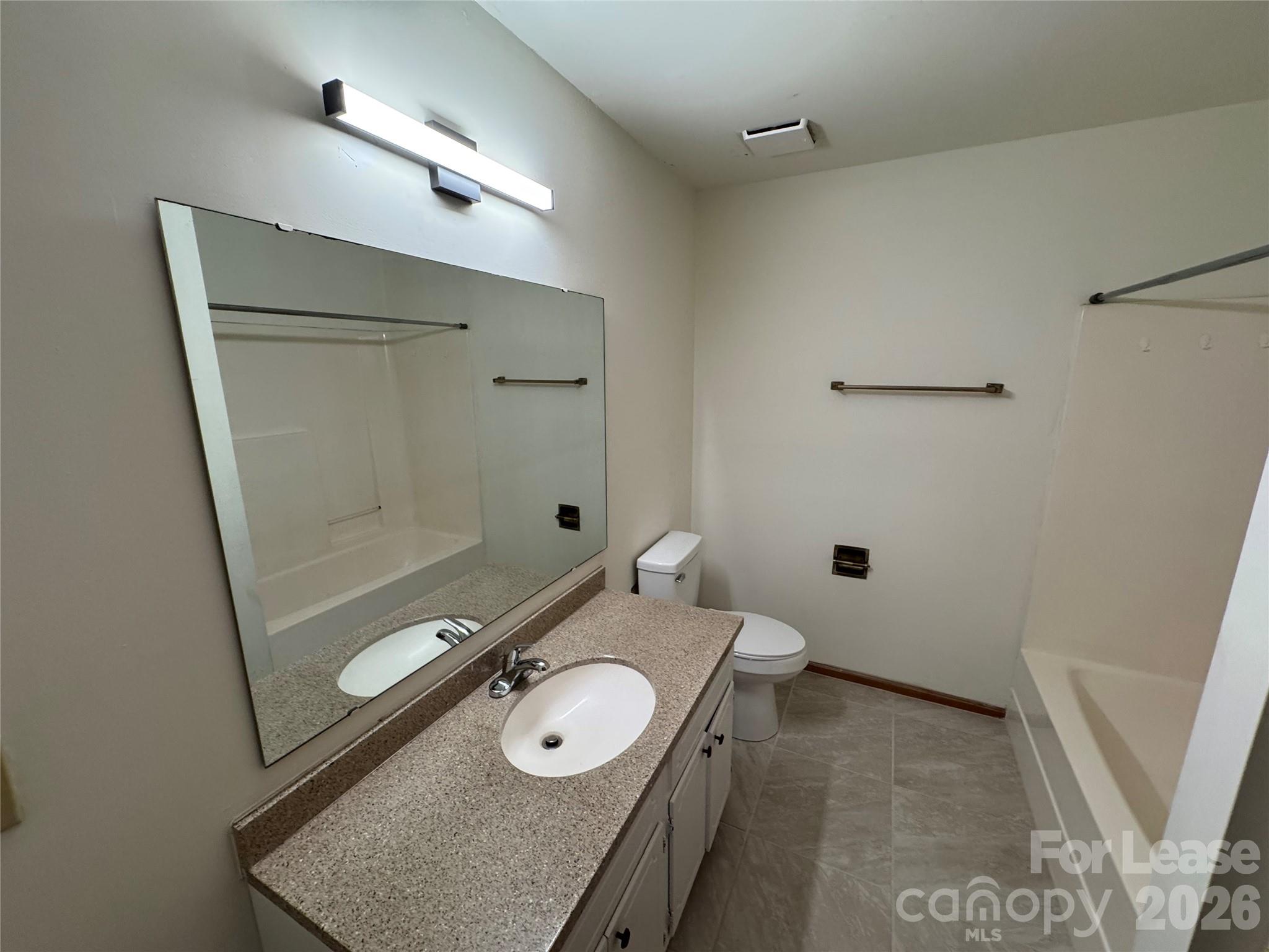 2033 Oakdale Road, Unit F Charlotte, NC 28216 - Photo 9 of 10