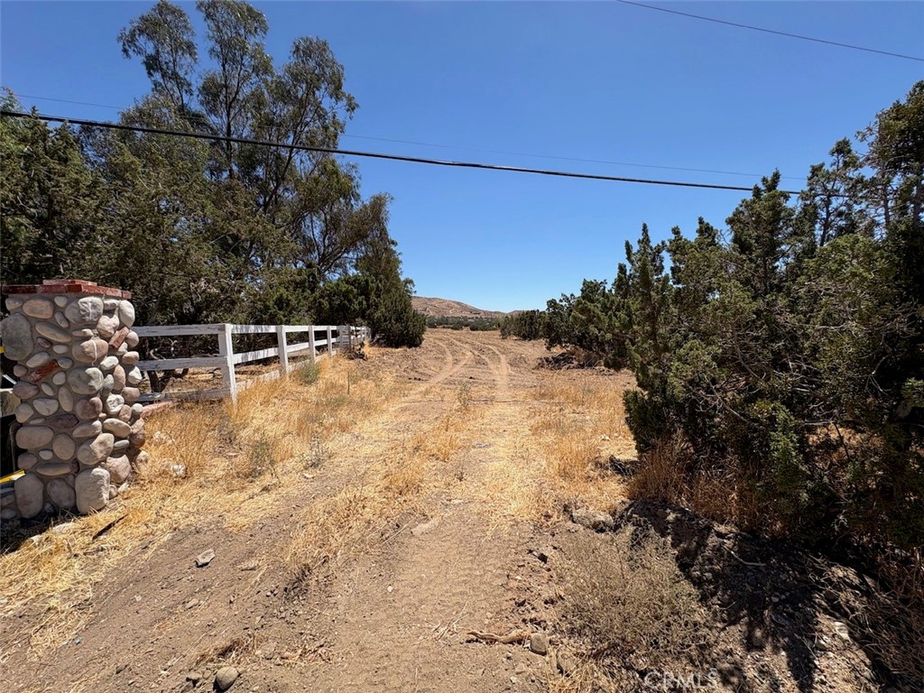 22 Shannondale Road Acton, CA 93510 - Photo 7 of 16 Gallery Image 7