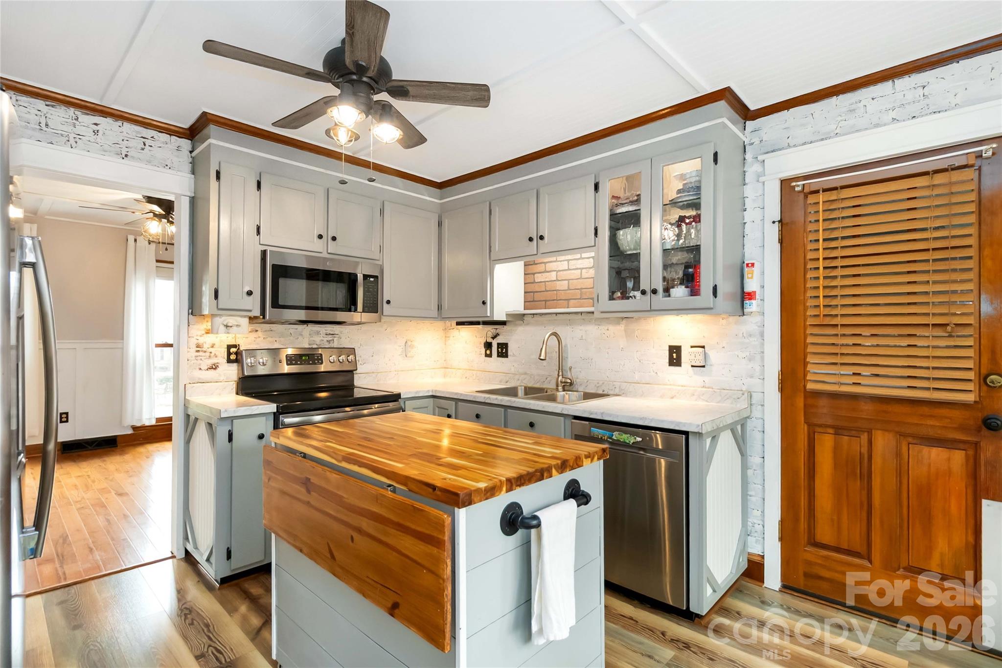 4417 Steepleton Way Charlotte, NC 28215 - Photo 17 of 46