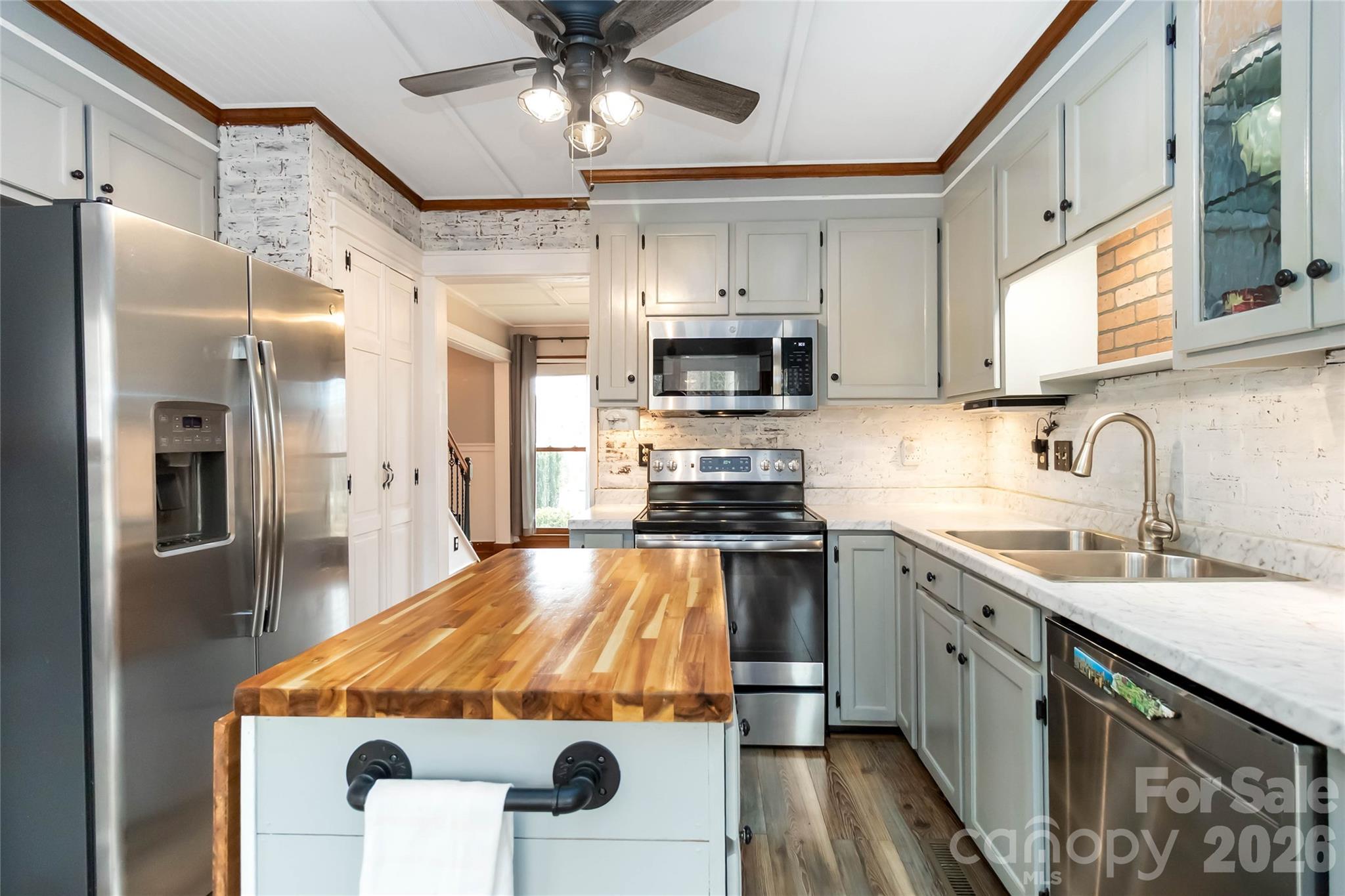 4417 Steepleton Way Charlotte, NC 28215 - Photo 20 of 46