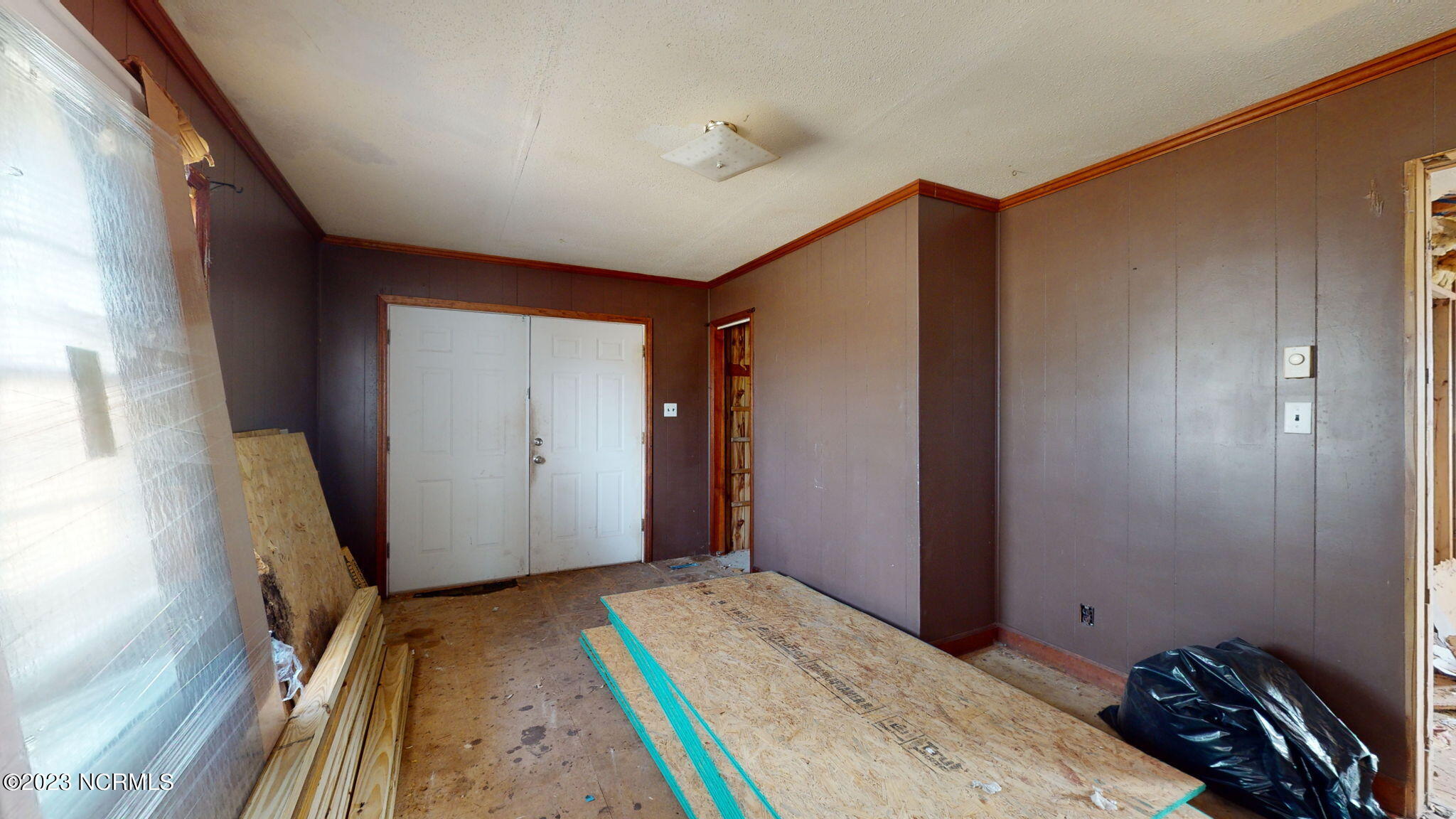 903 Lake Road Havelock, NC 28532 - Photo 17 of 27 entryway