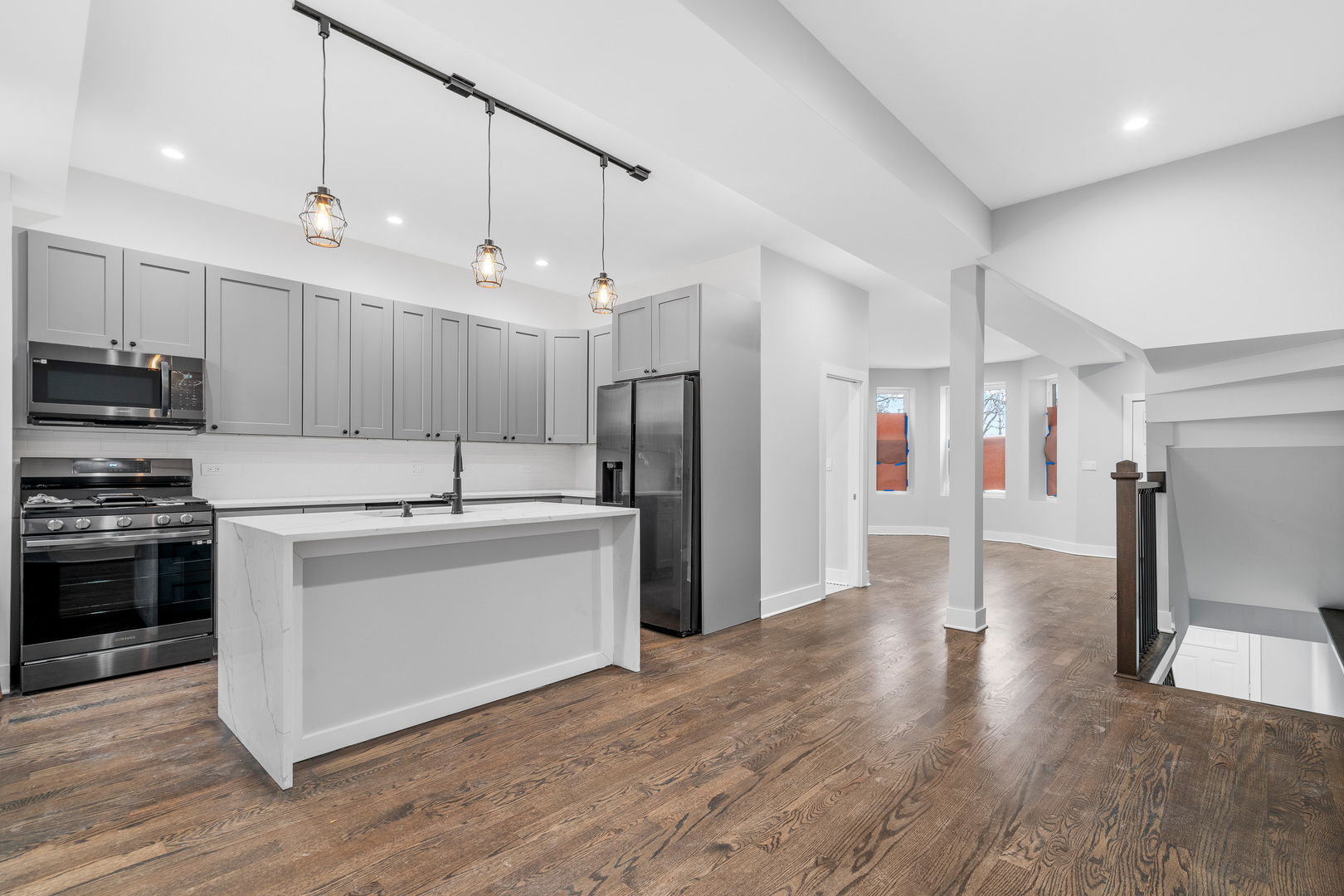 7037 South Laflin St  