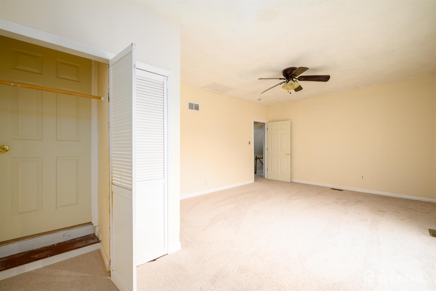 65 Orange Street Edison, NJ 08817 - Photo 19 of 51