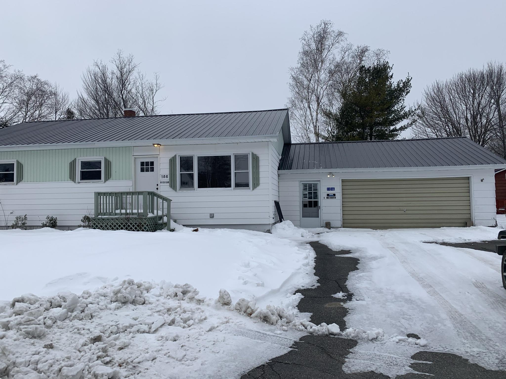 106 Michigan Street Millinocket, ME 04462 - Photo 2 of 23 21F5317A-9B66-43D0-A2C7-B217B06718E9