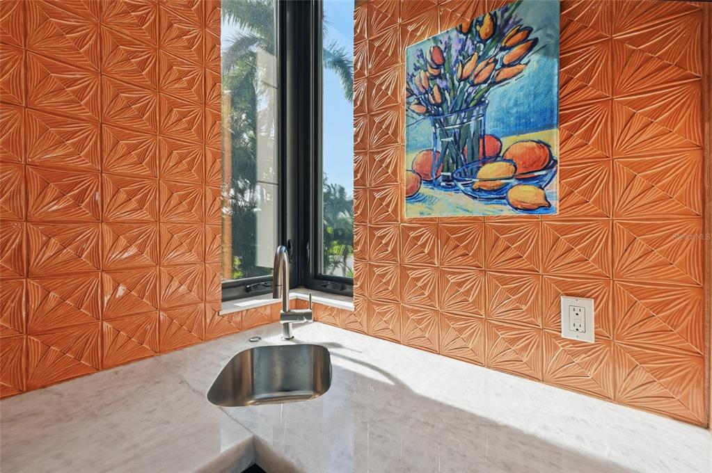 600 Wedge Lane Longboat Key, FL 34228 - Photo 11 of 82